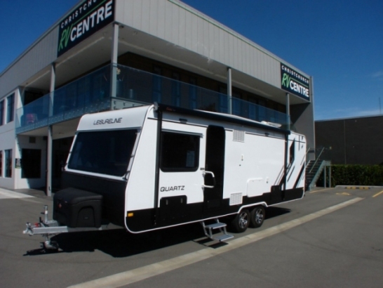 NEW - Leisure Line - Quartz - 724 SE - Walk Around Bed 