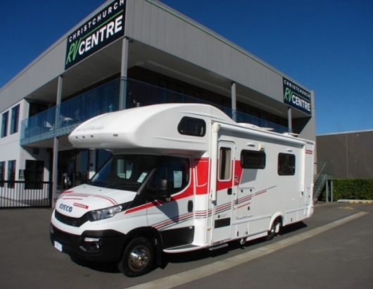 Iveco Daily / Avida Esperance C7844SL - Huge Slide Out